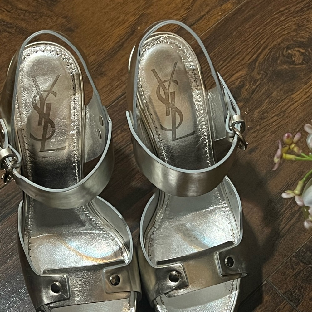 YSL  👠 - Picture 11 of 16